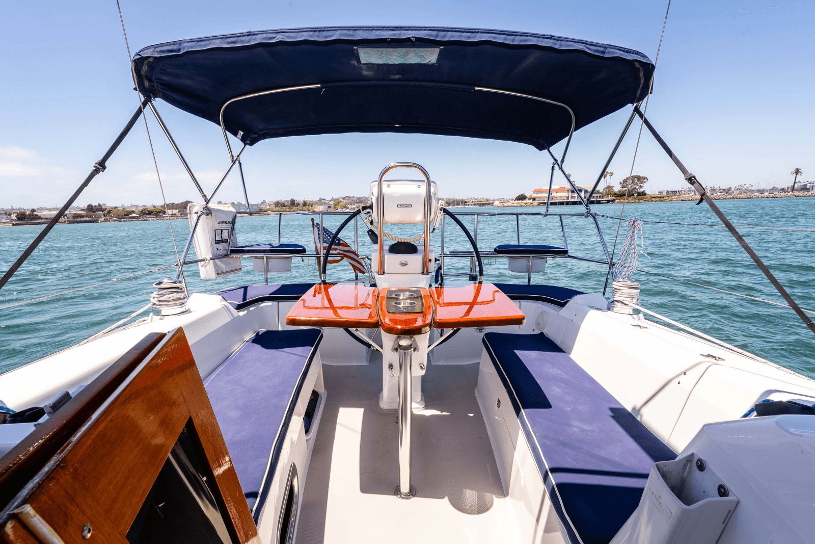 2013 Catalina 355 - Photo 12