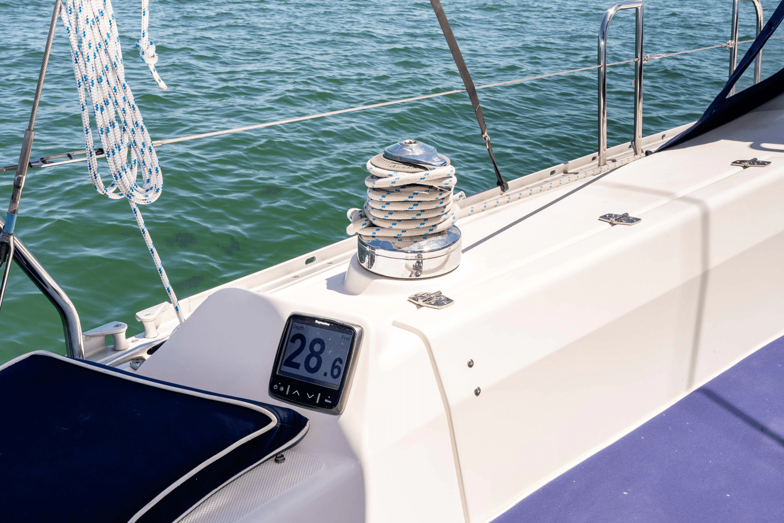 2013 Catalina 355 - Photo 6