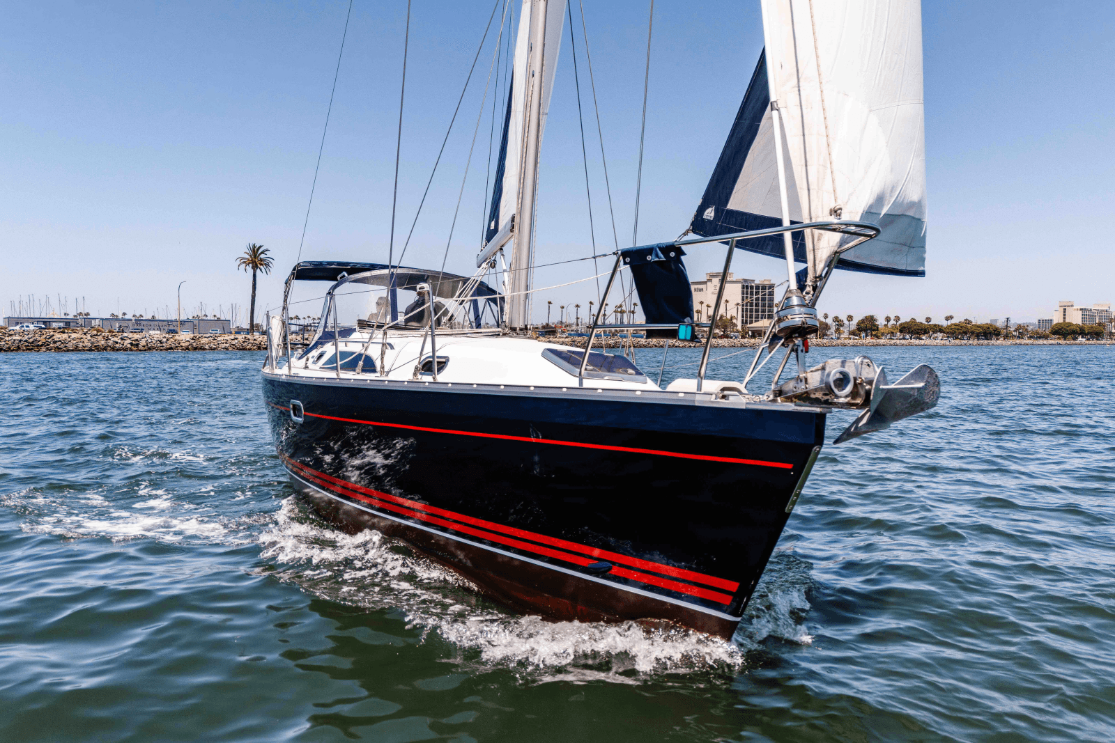 2013 Catalina 355 - Photo 3