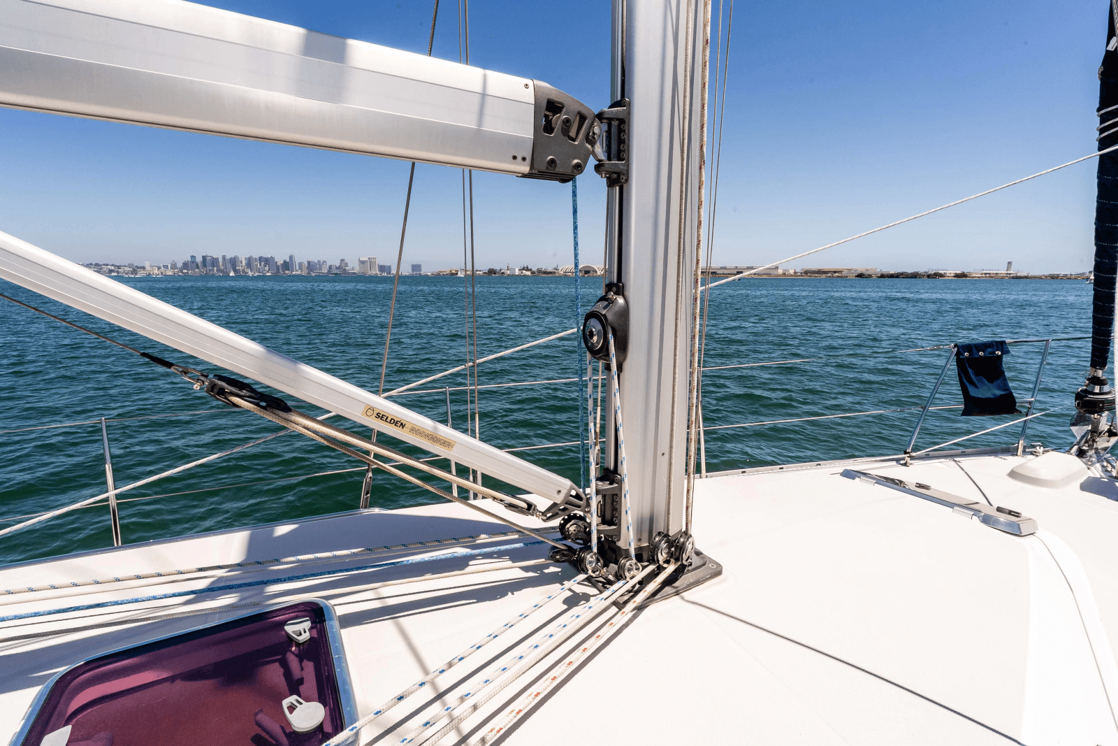 2013 Catalina 355 - Photo 16