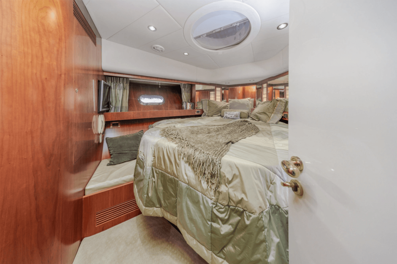 2005 Horizon 64 Elegance - Photo 44