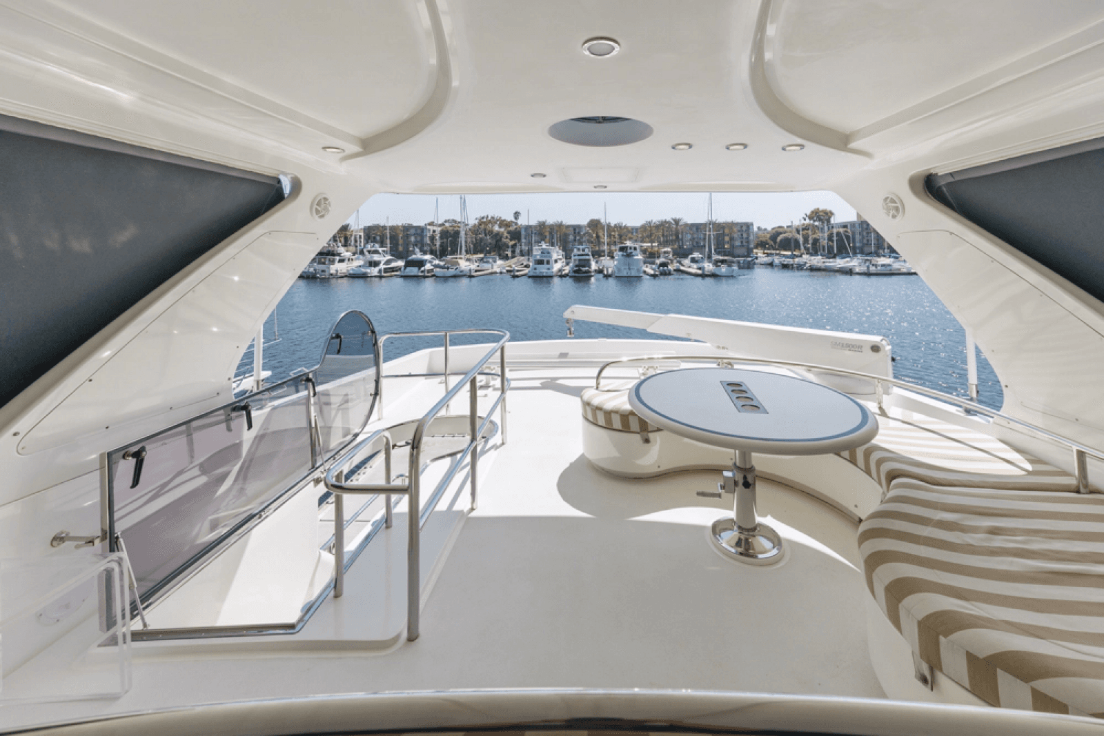 2005 Horizon 64 Elegance - Photo 19