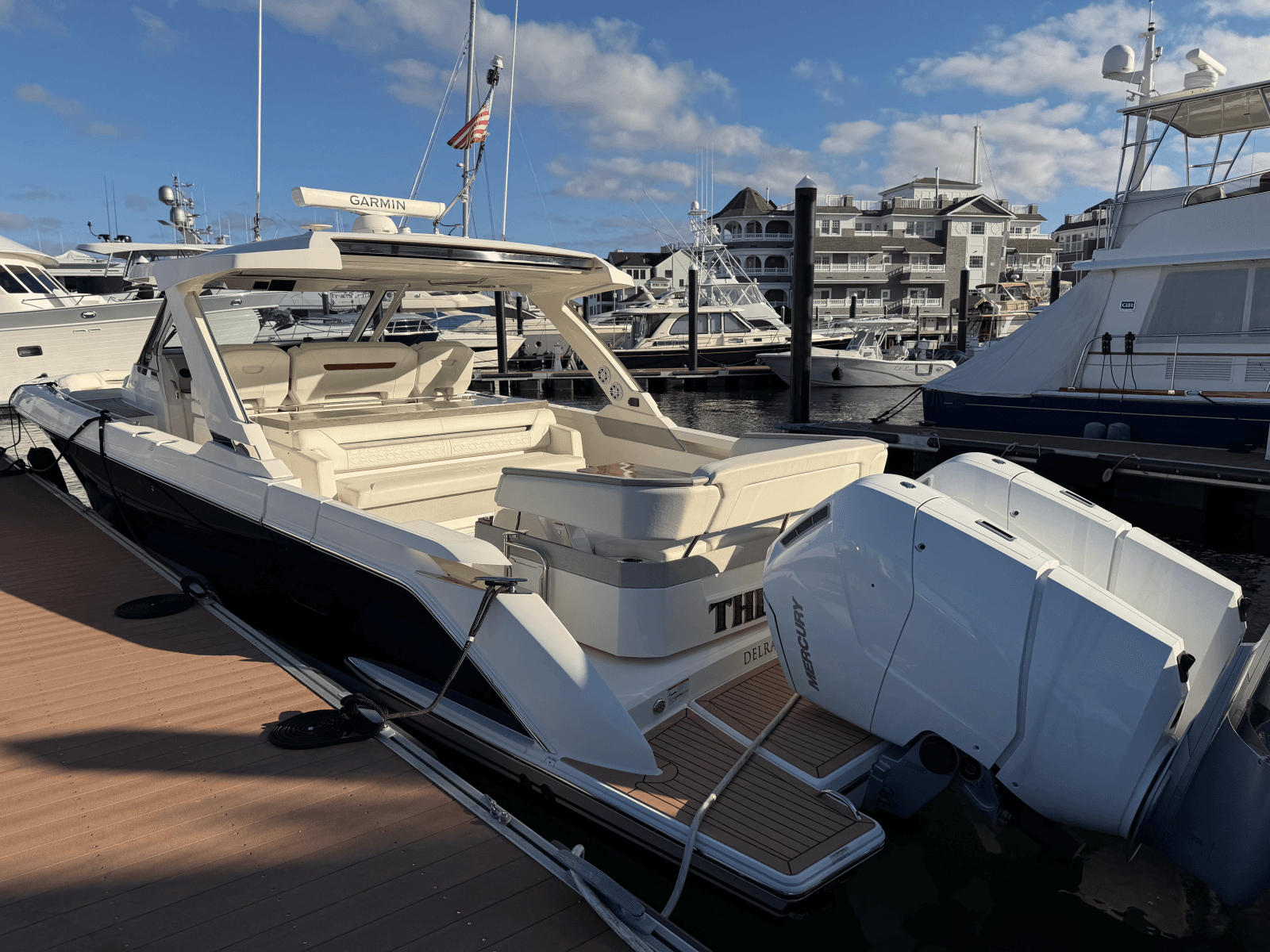 2023 Tiara Yachts 43 LS - Photo 6