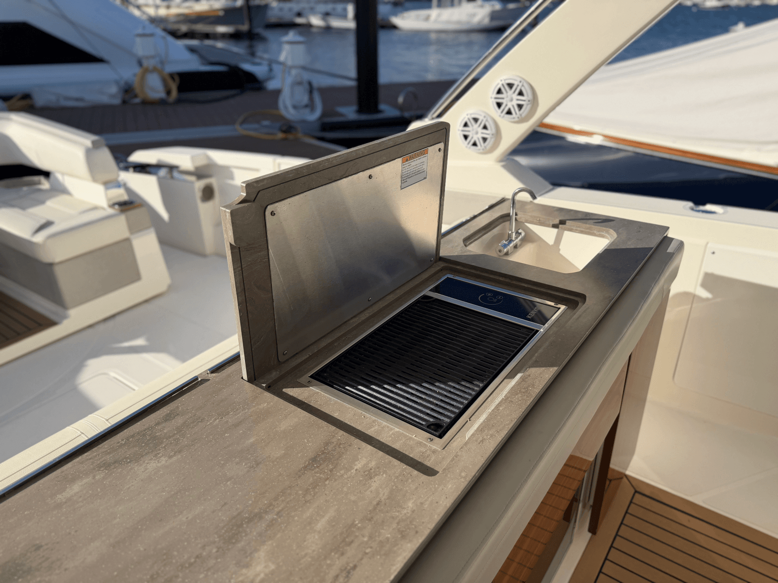 2023 Tiara Yachts 43 LS - Photo 13