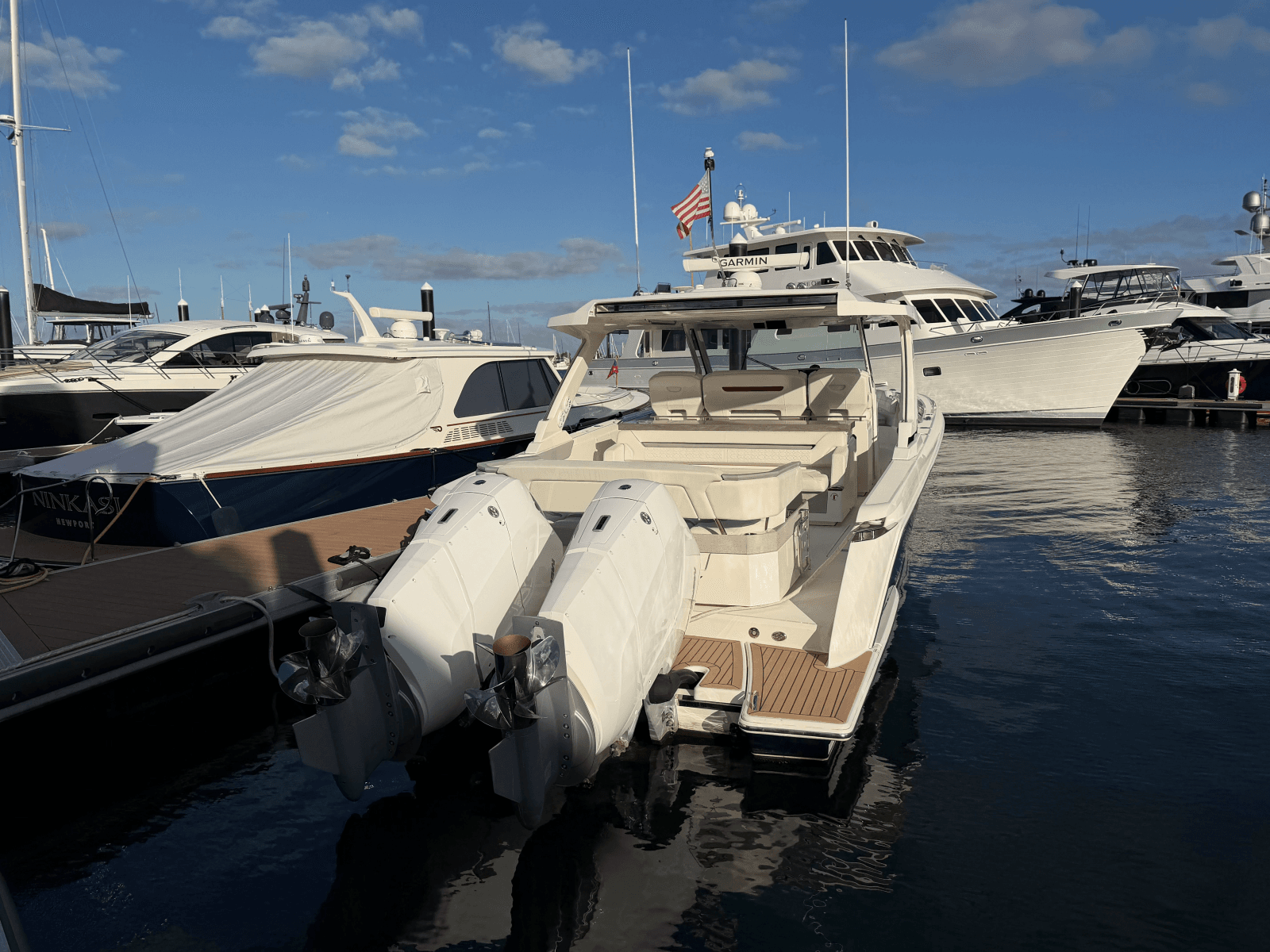 2023 Tiara Yachts 43 LS - Photo 3