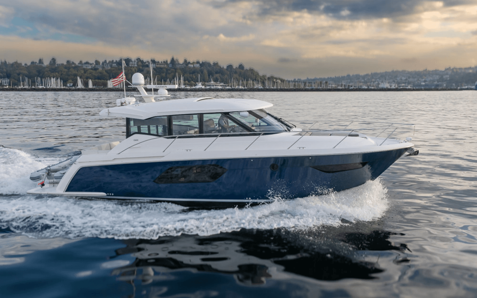 2019 Tiara Yachts C49 Coupe - Photo 3