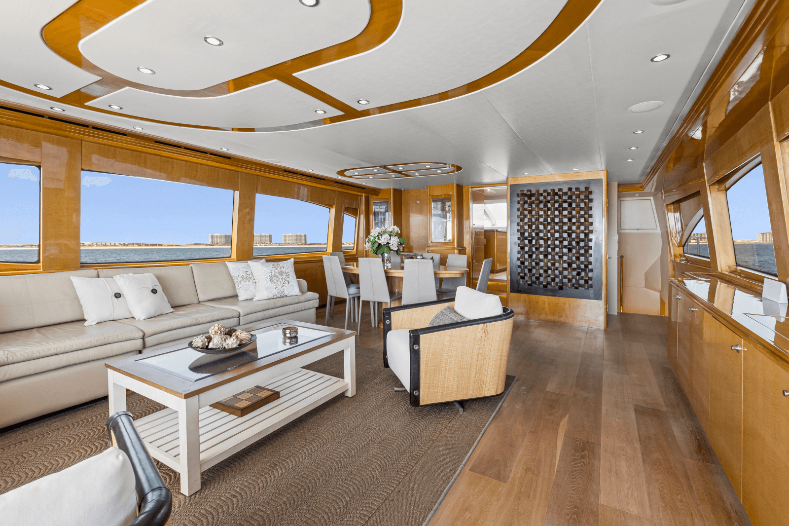 2006 Hatteras 80 Motor Yacht Skylounge - Photo 14
