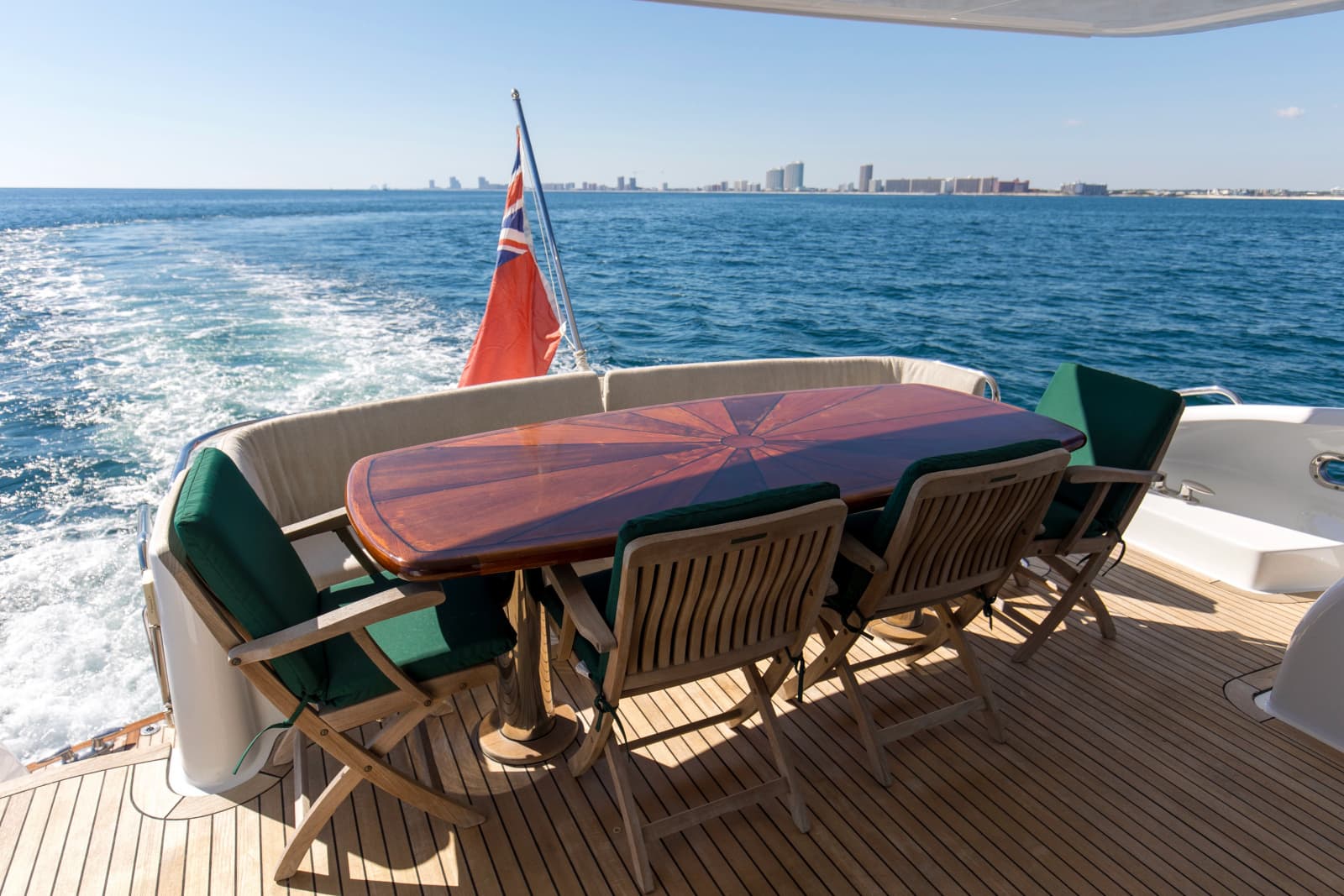 2006 Hatteras 80 Motor Yacht Skylounge - Photo 10