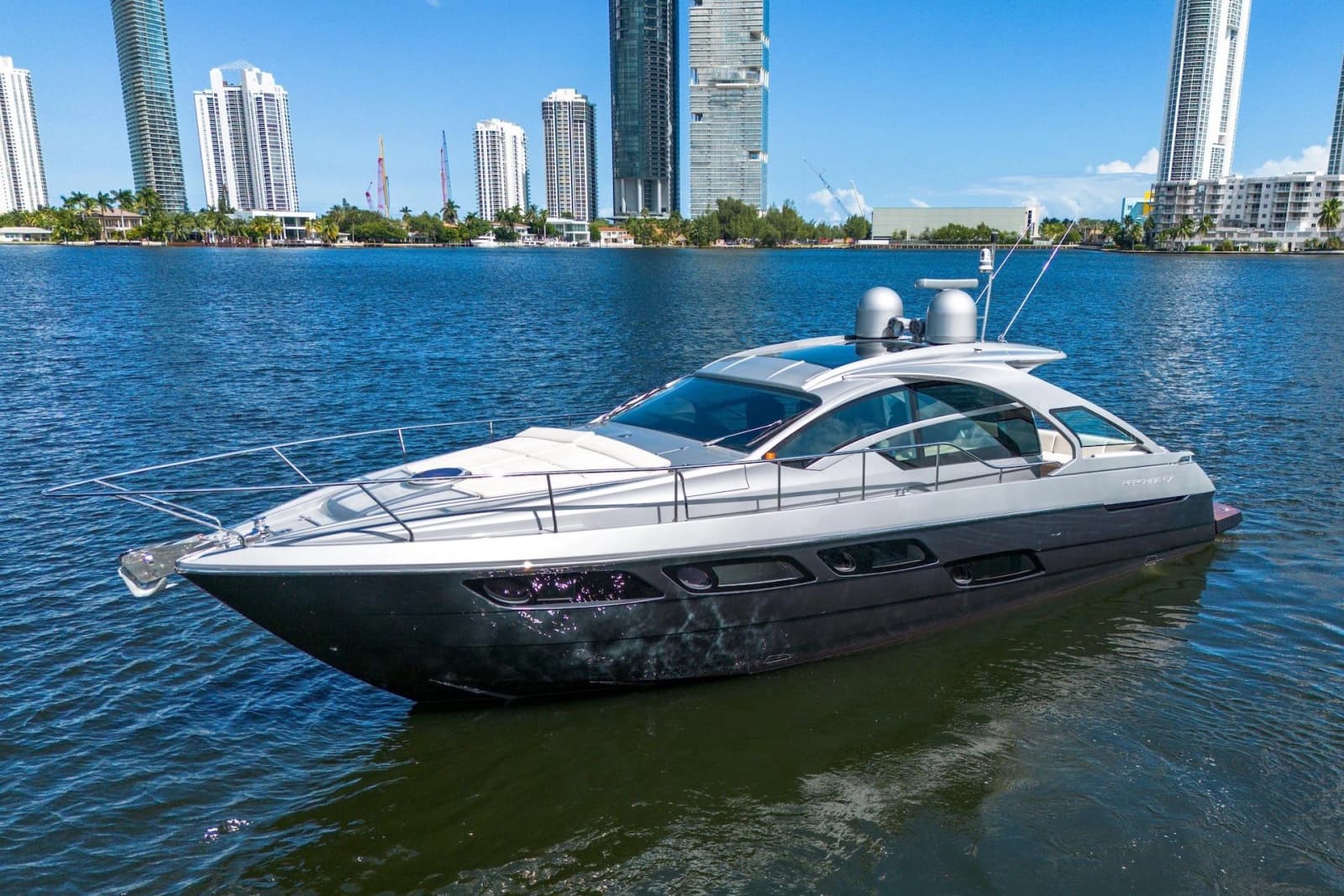 2018 Pershing 5x - Photo 2