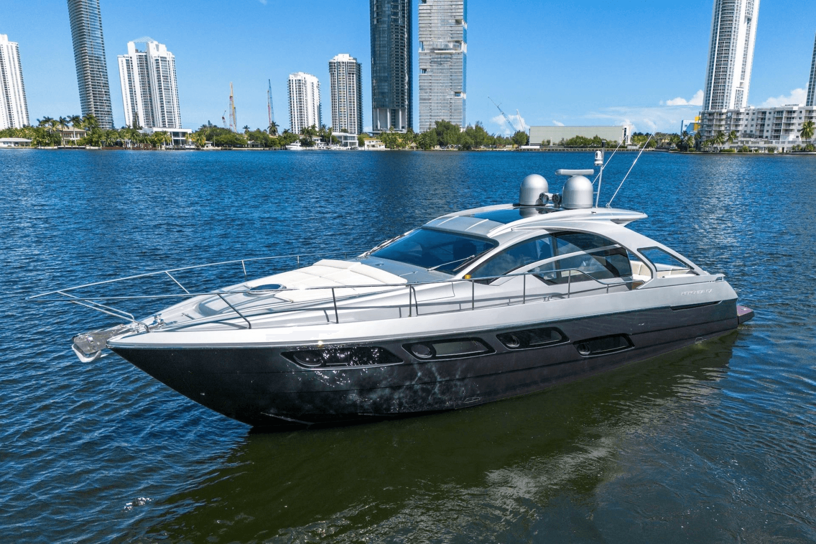 2018 Pershing 5x - Photo 2