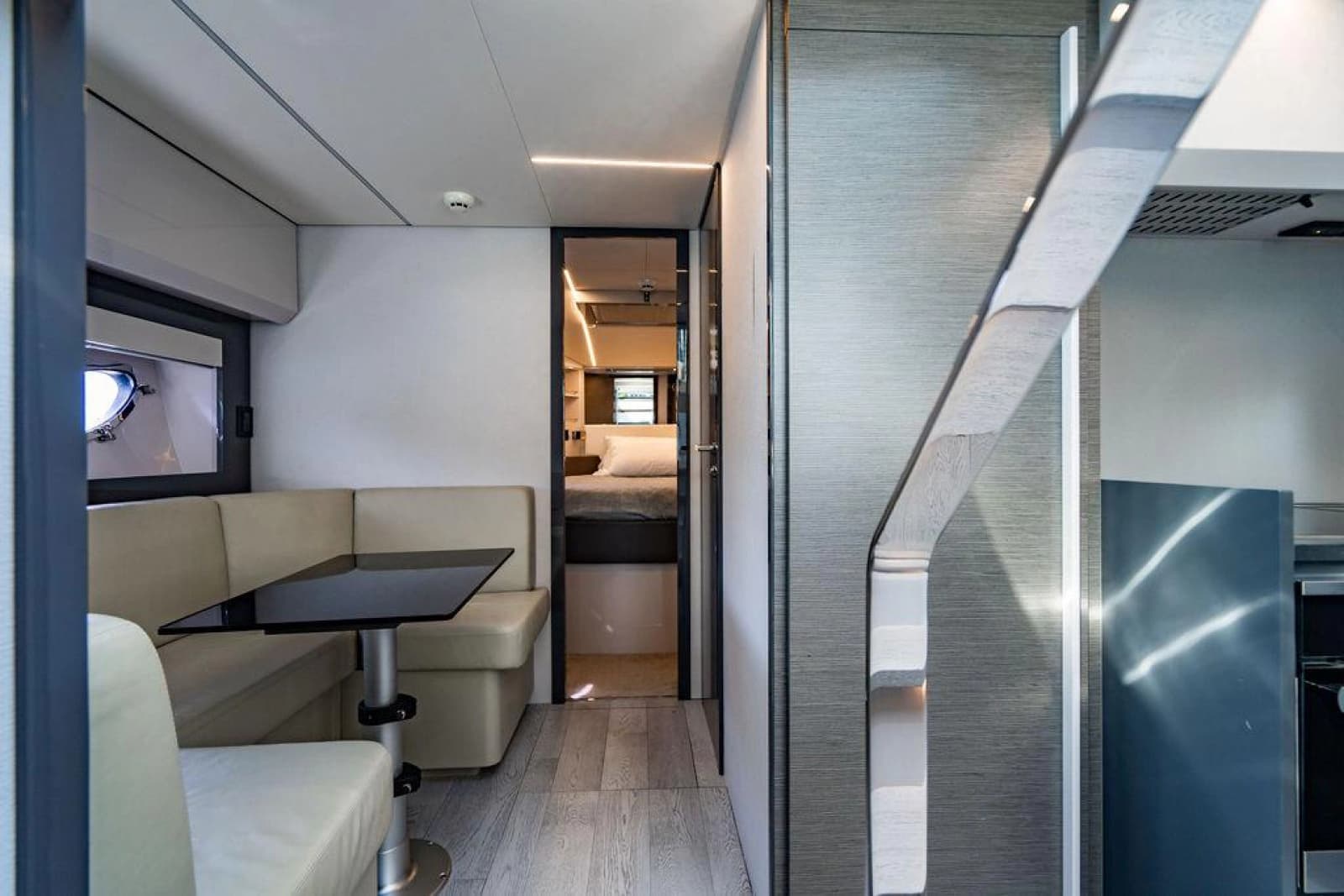 2018 Pershing 5x - Photo 28