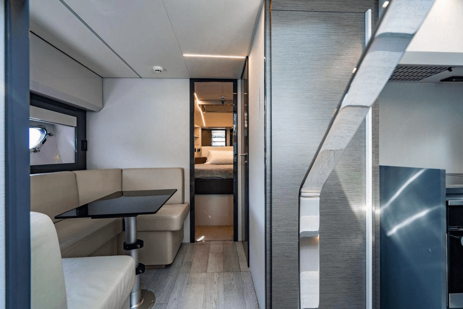 2018 Pershing 5x - Photo 28