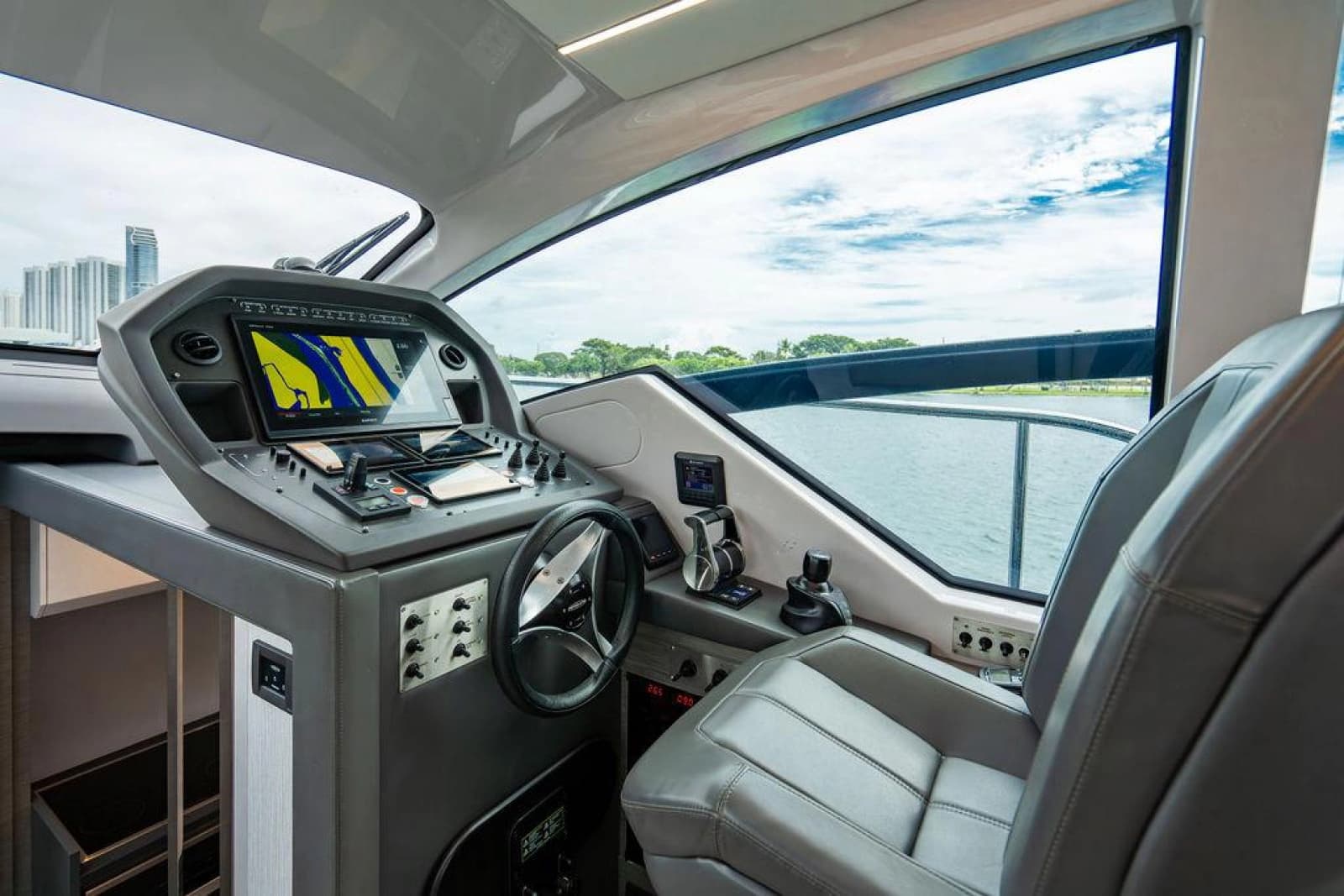 2018 Pershing 5x - Photo 18
