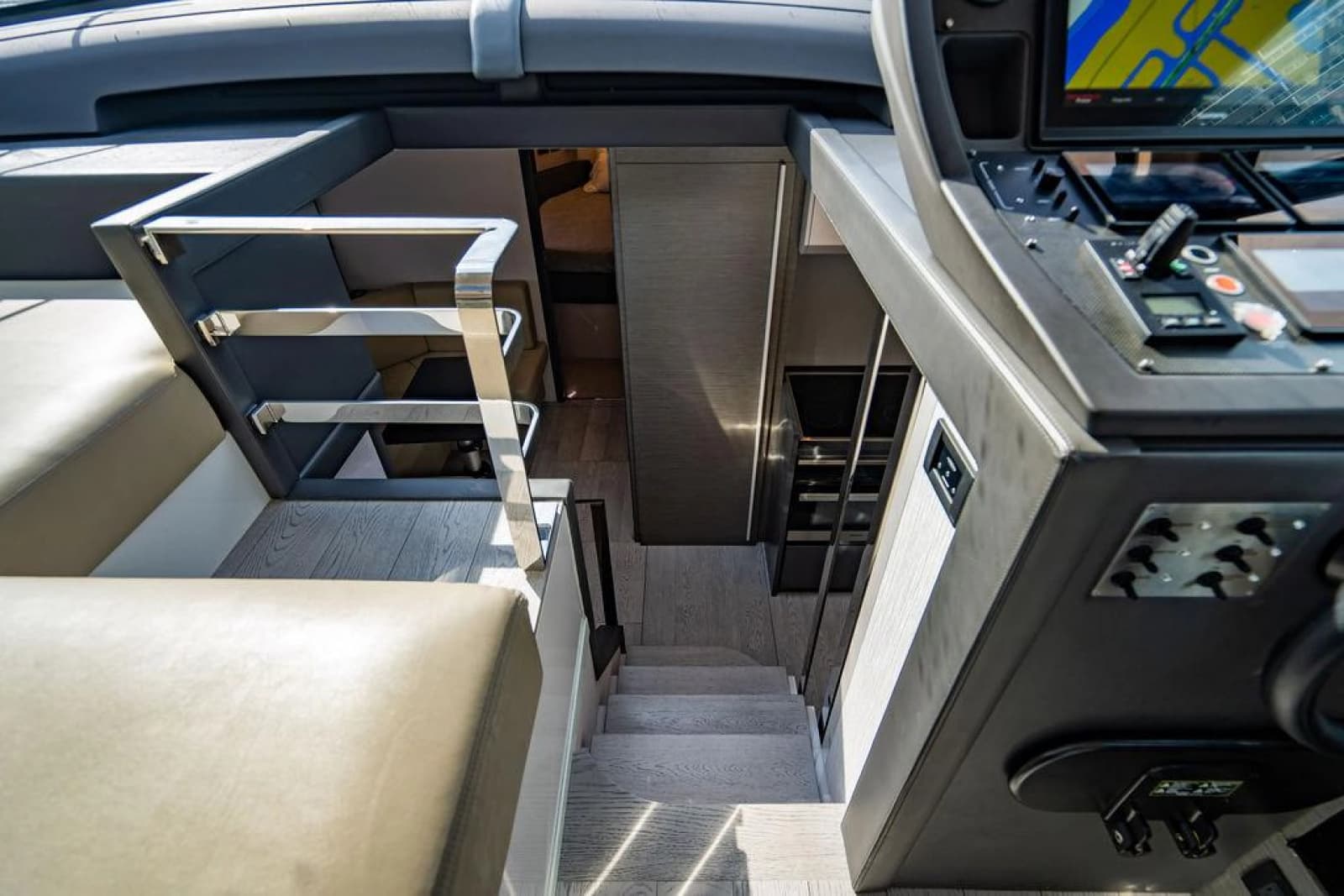 2018 Pershing 5x - Photo 26