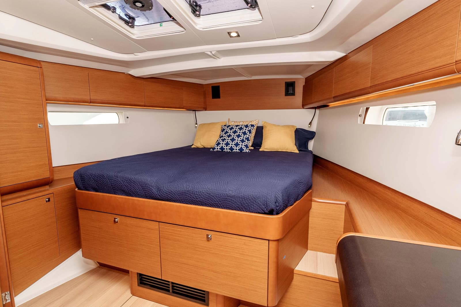 2018 Jeanneau Sun Odyssey 479 - Photo 38