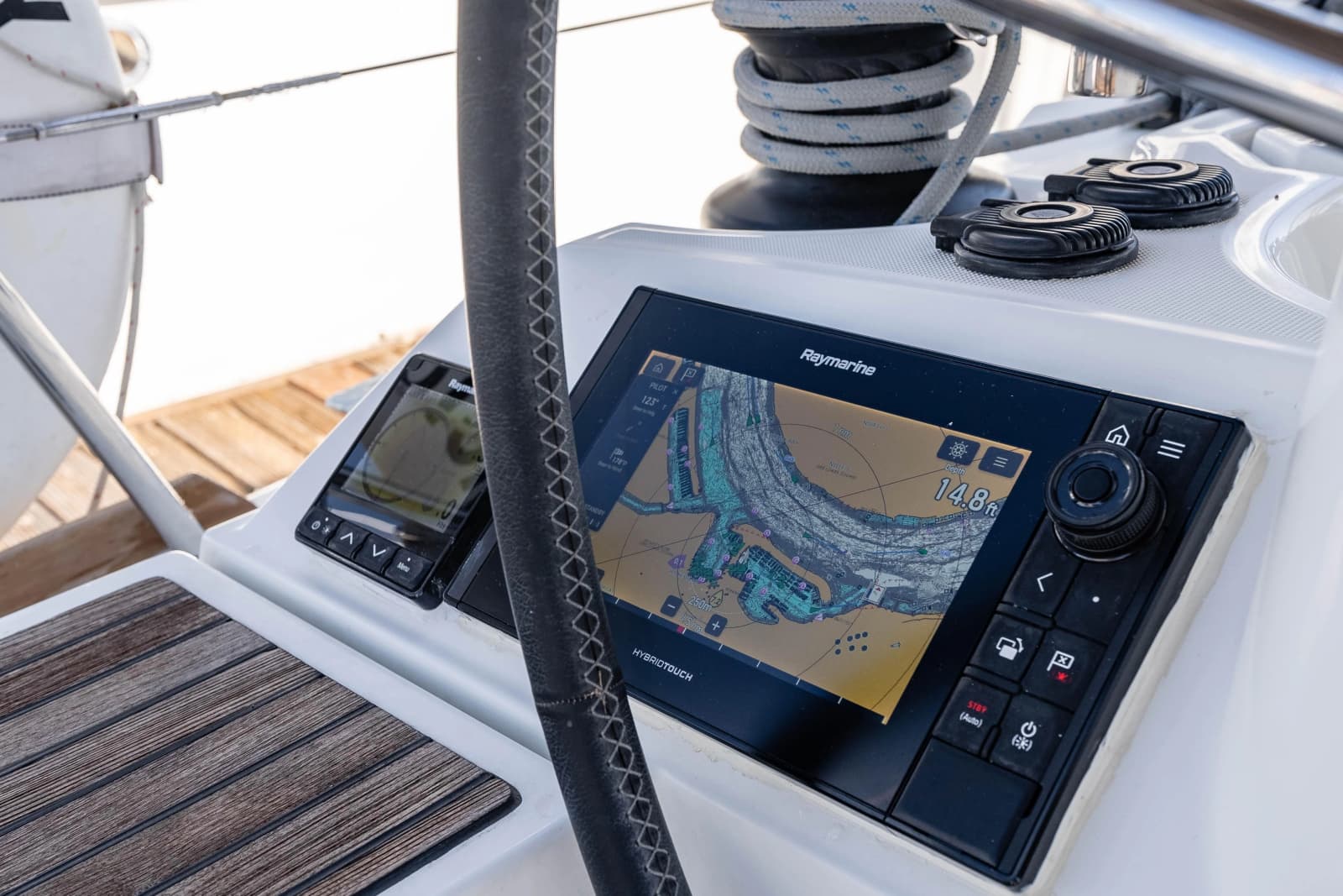 2018 Jeanneau Sun Odyssey 479 - Photo 13