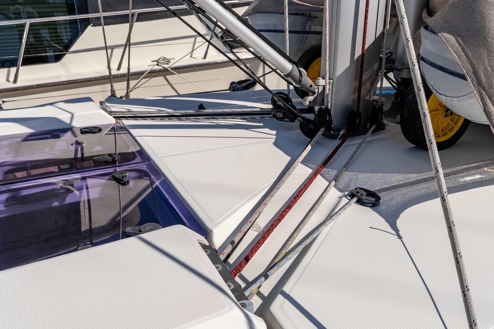 2018 Jeanneau Sun Odyssey 479 - Photo 42