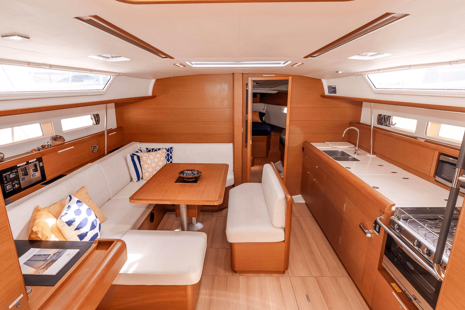 2018 Jeanneau Sun Odyssey 479 - Photo 24