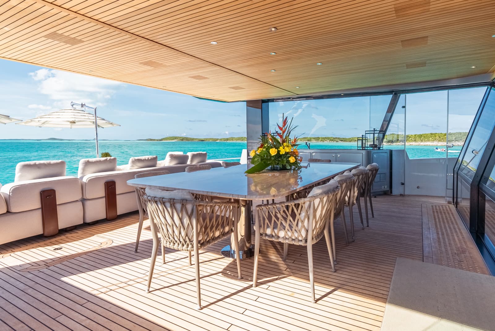 2022 Alpha Custom Yachts Spritz - Photo 13
