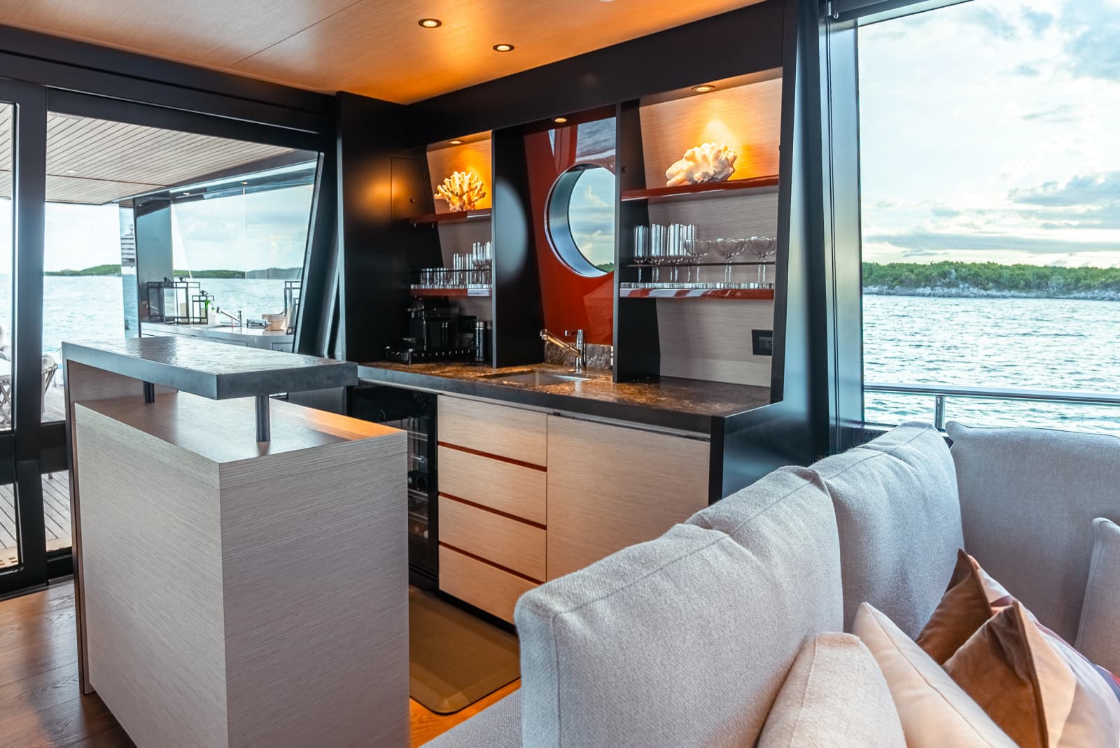 2022 Alpha Custom Yachts Spritz - Photo 21