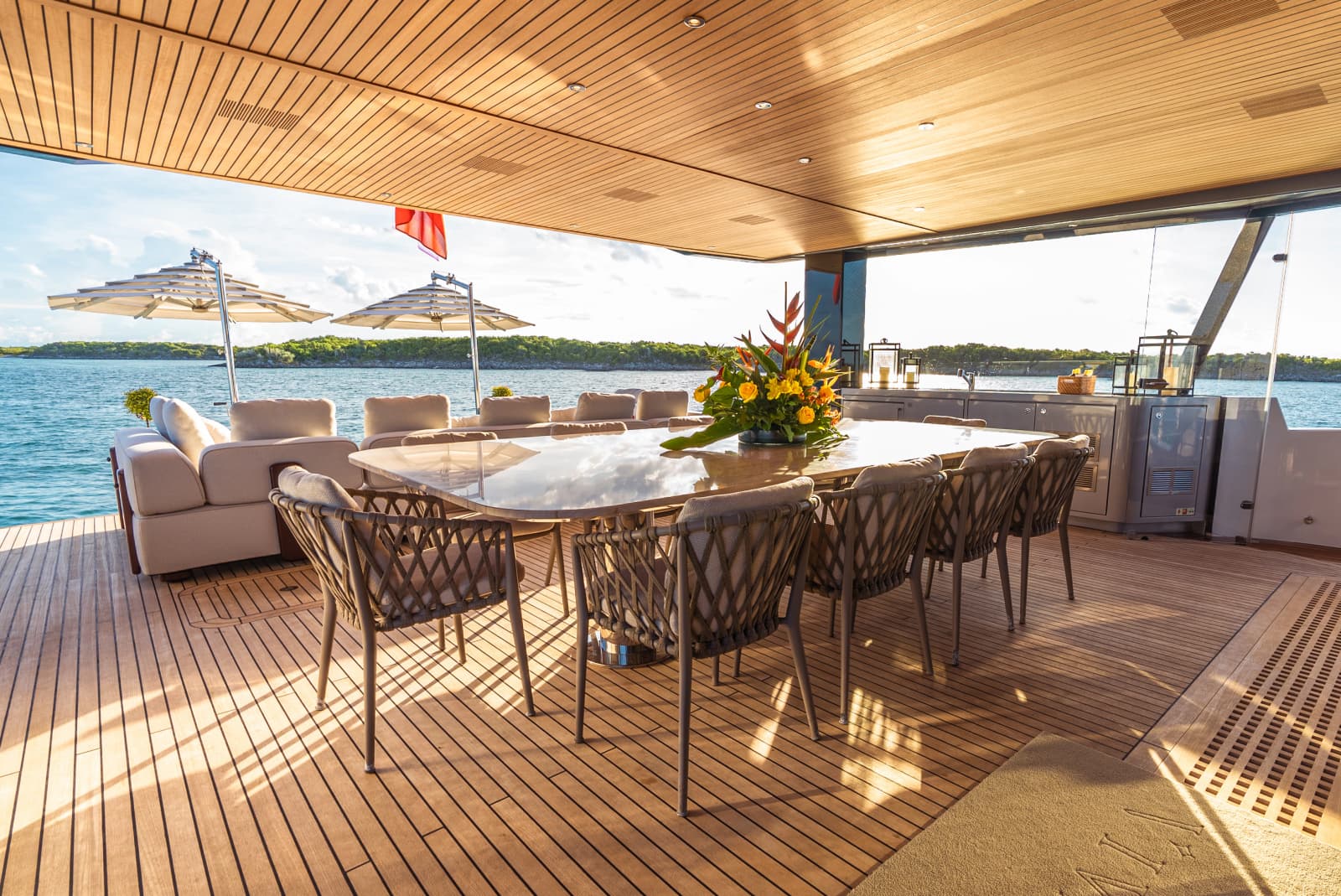 2022 Alpha Custom Yachts Spritz - Photo 15