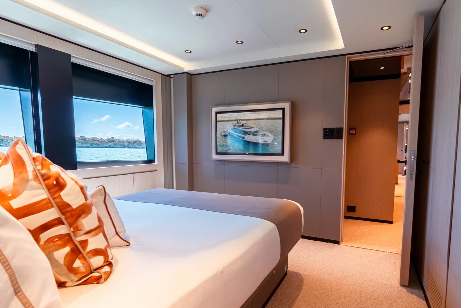 2022 Alpha Custom Yachts Spritz - Photo 31