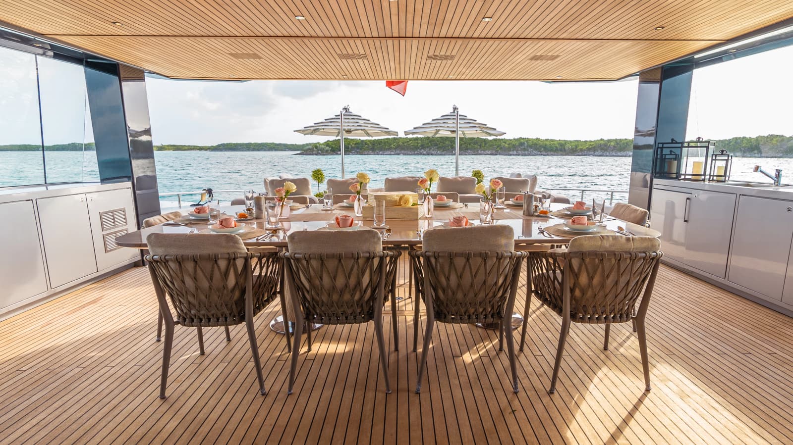 2022 Alpha Custom Yachts Spritz - Photo 14