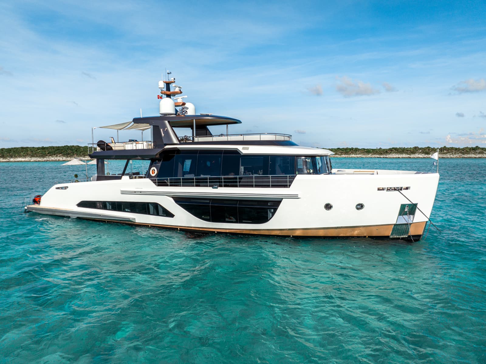 2022 Alpha Custom Yachts Spritz - Photo 1