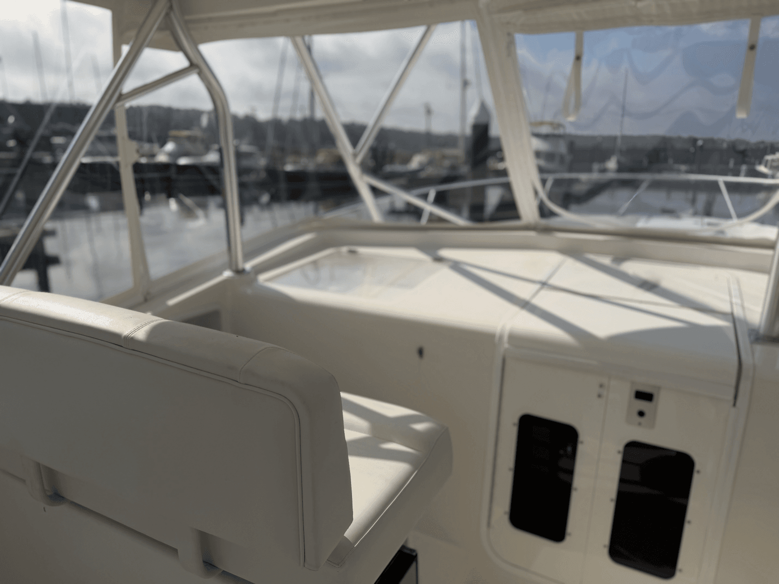 2010 Luhrs 37 OB Canyon Series - Photo 9