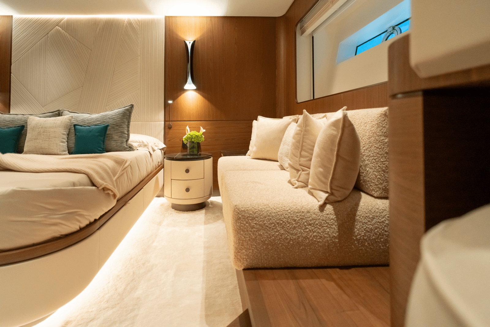2027 Extra Yachts X90 Fast - Photo 41