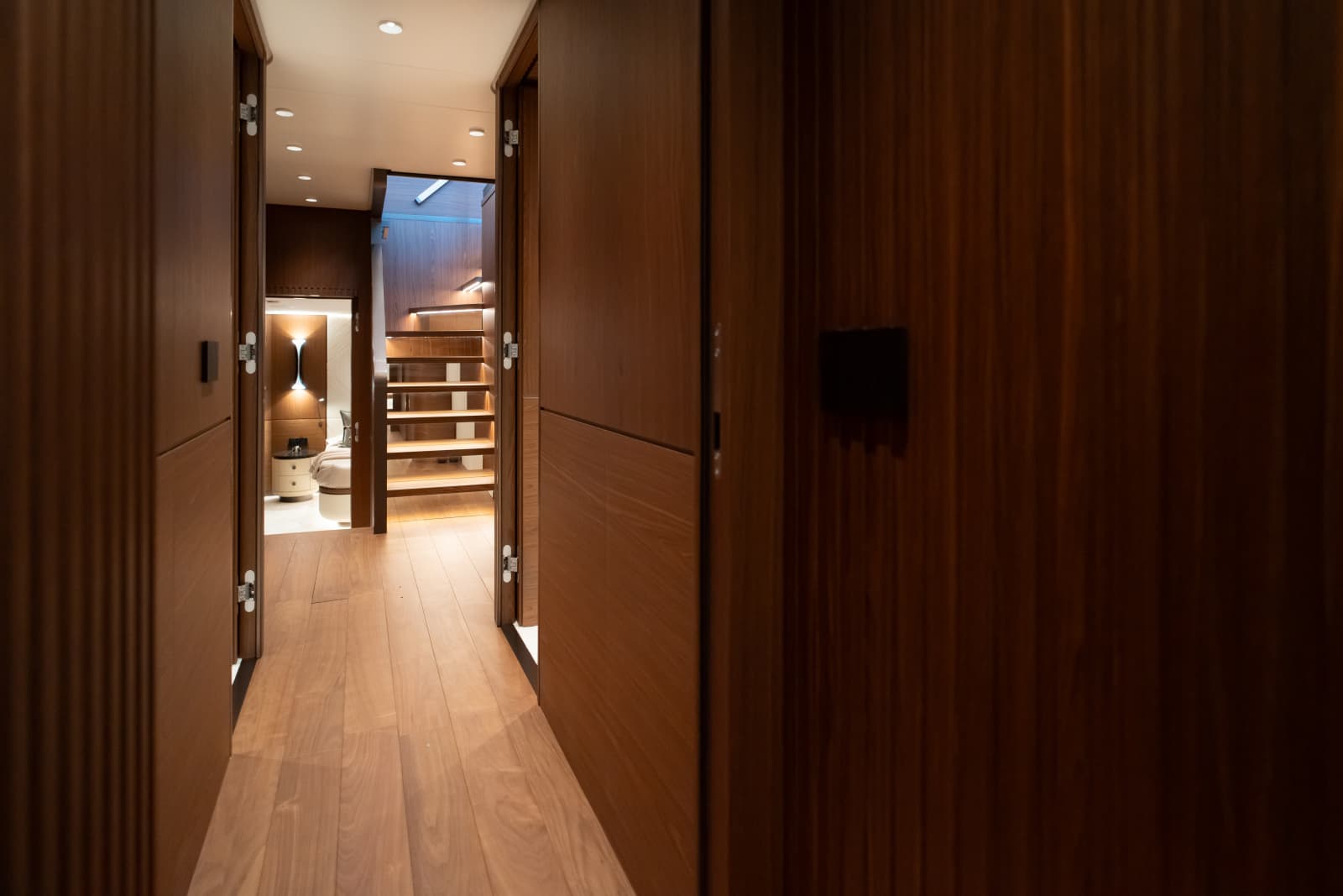2027 Extra Yachts X90 Fast - Photo 53