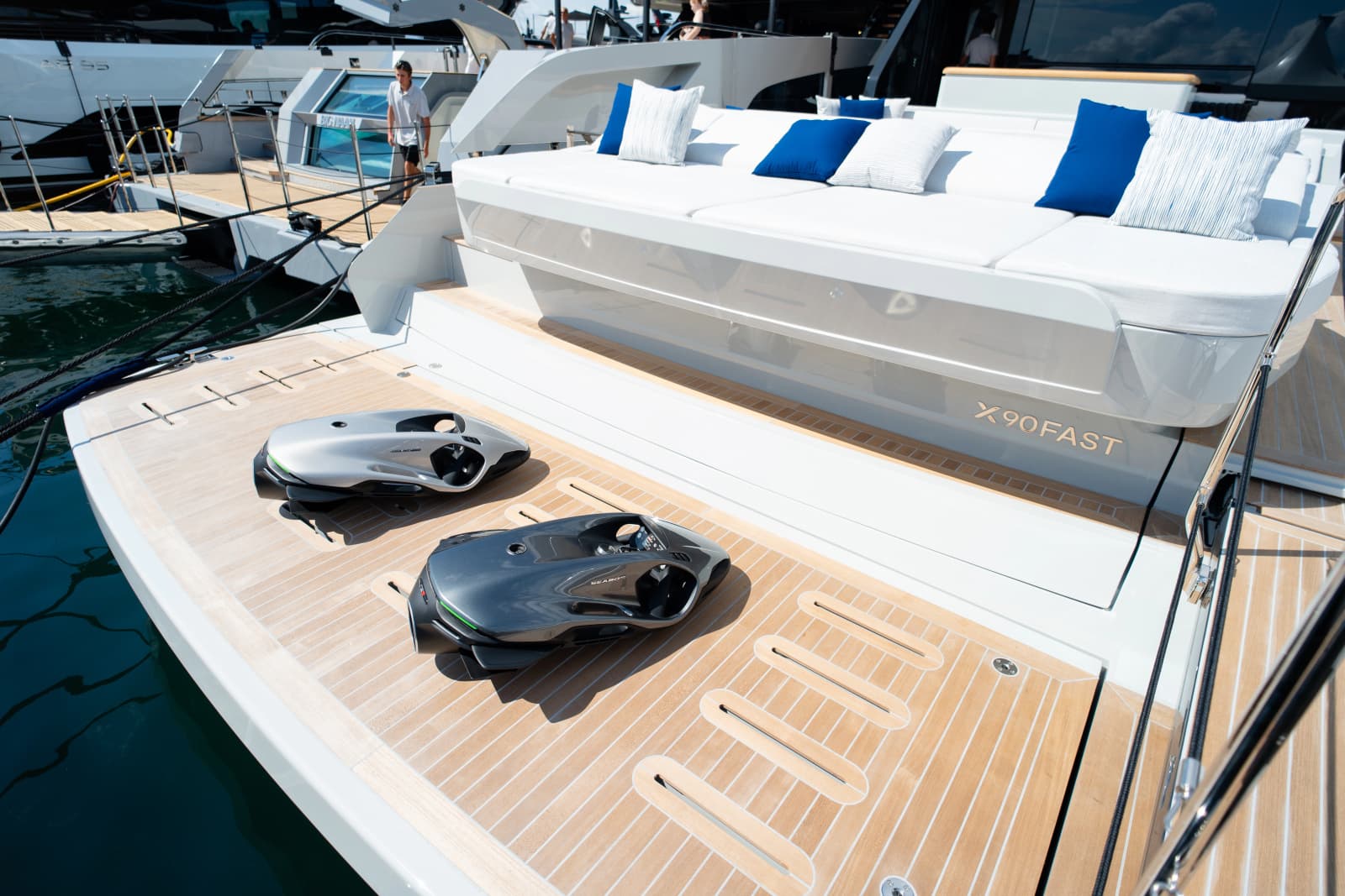 2027 Extra Yachts X90 Fast - Photo 10