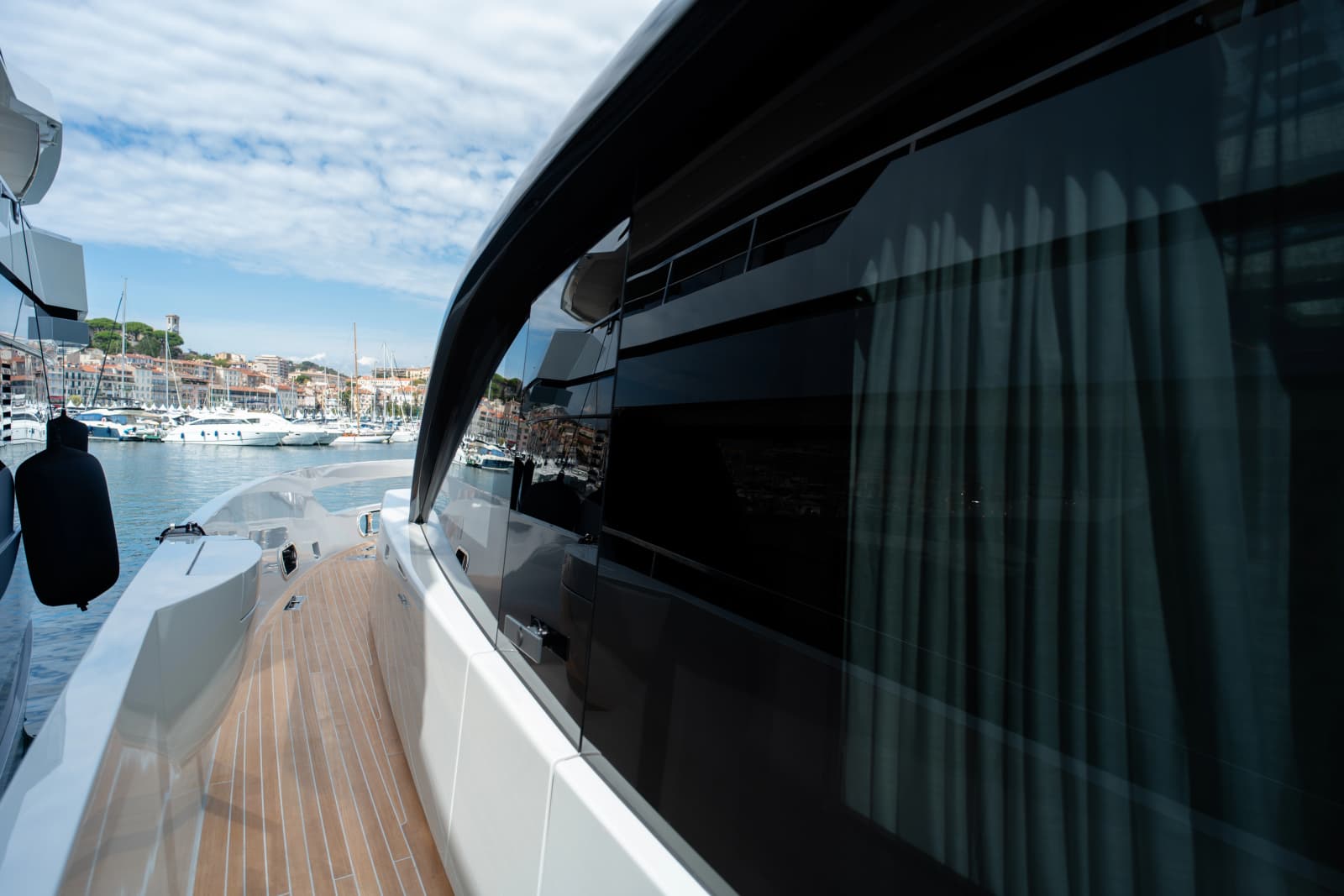 2027 Extra Yachts X90 Fast - Photo 29