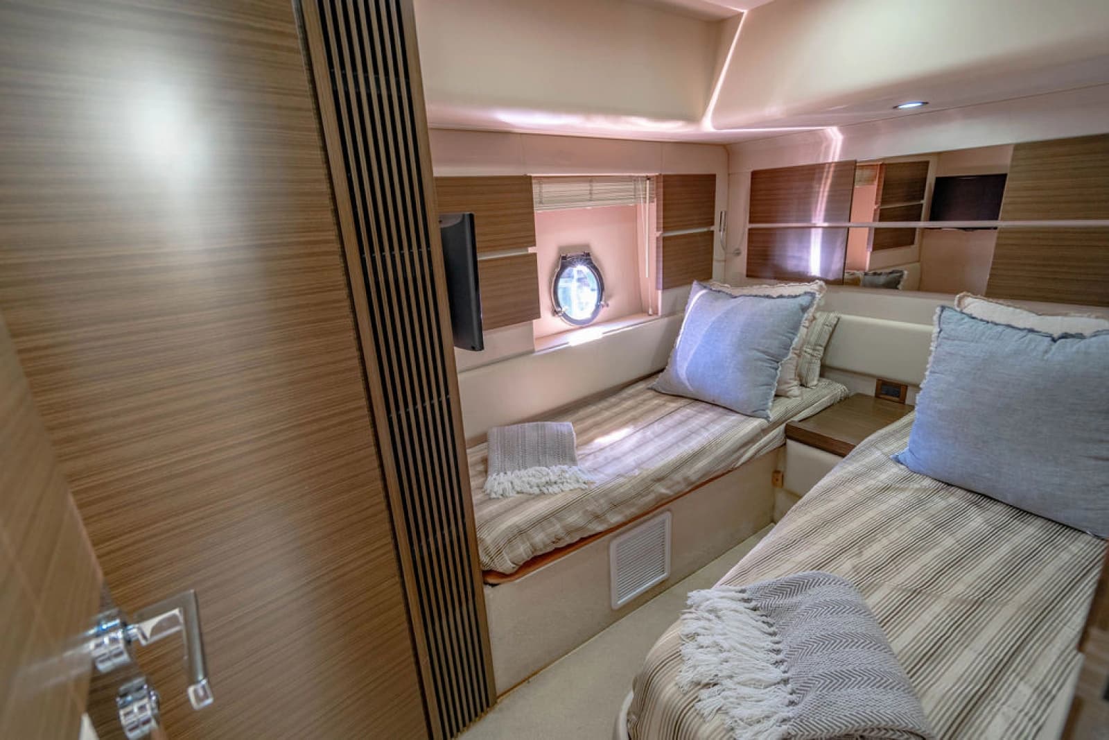 2015 Azimut 54 Flybridge - Photo 53