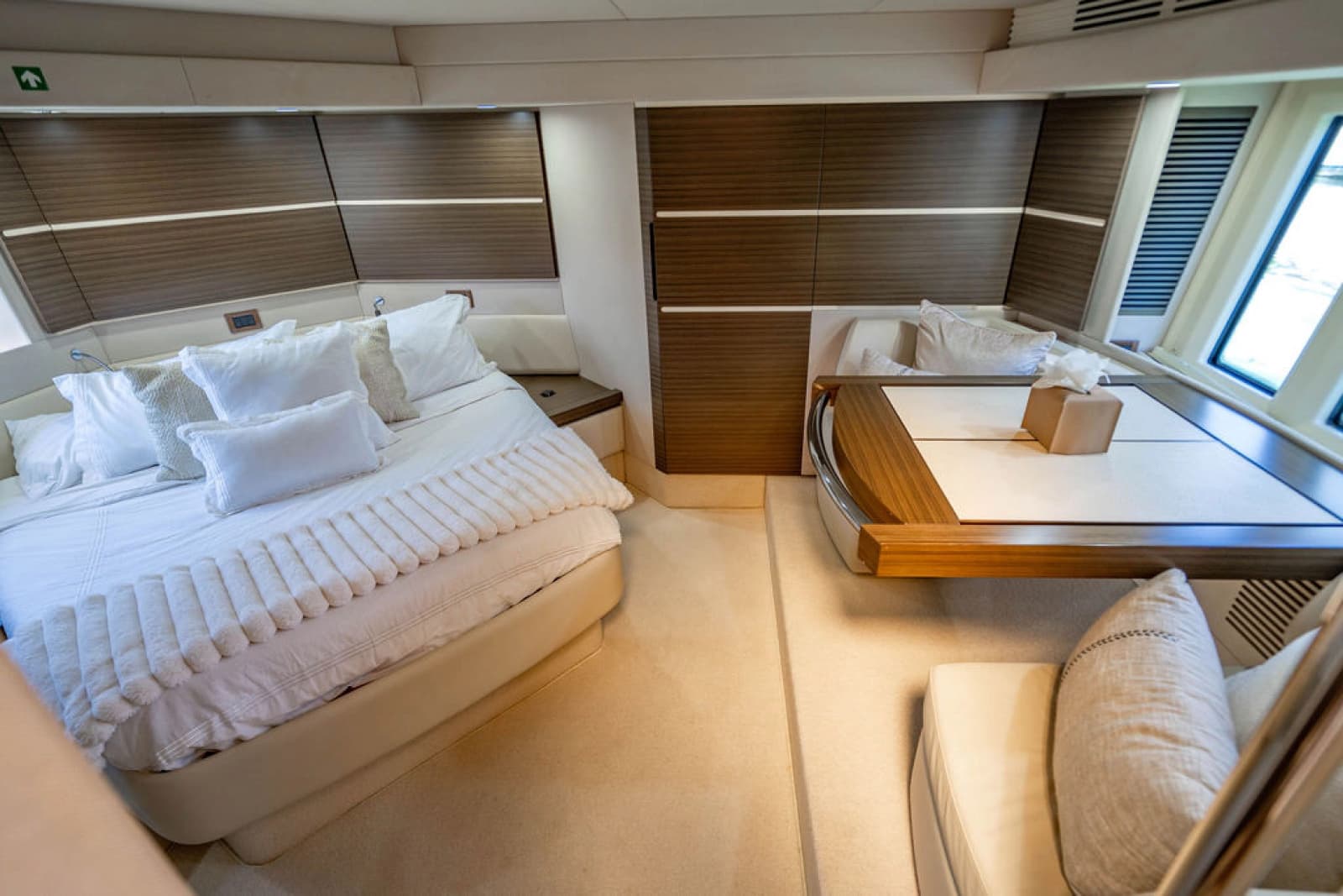 2015 Azimut 54 Flybridge - Photo 62