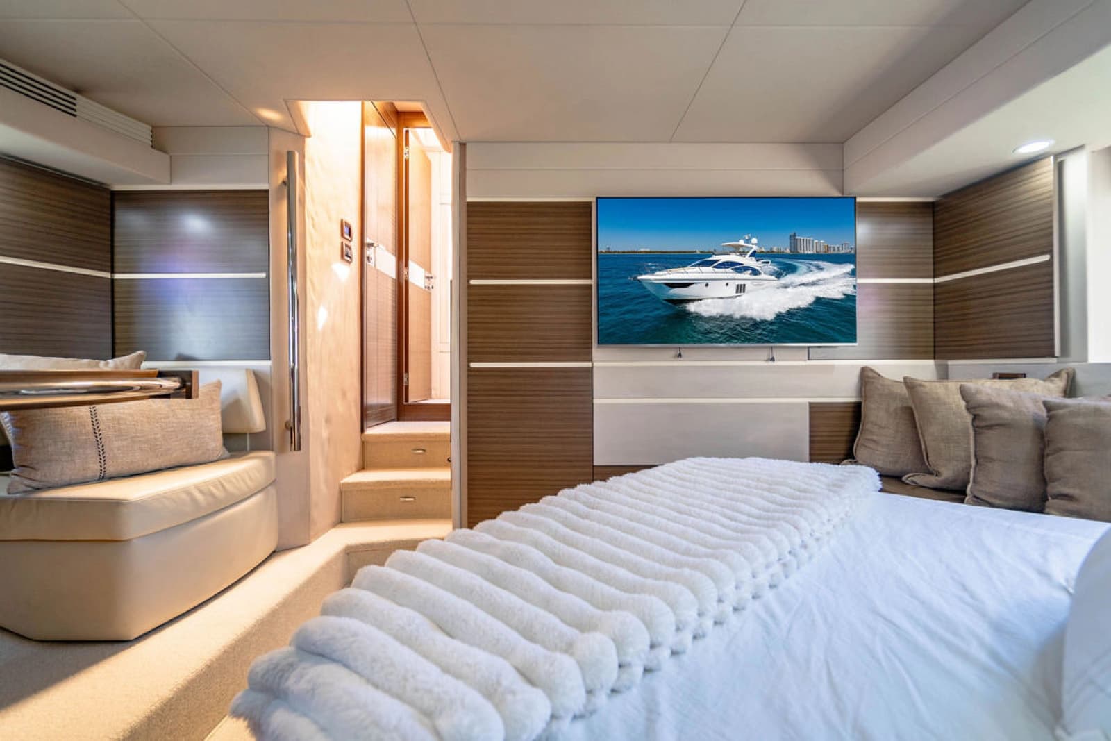2015 Azimut 54 Flybridge - Photo 61