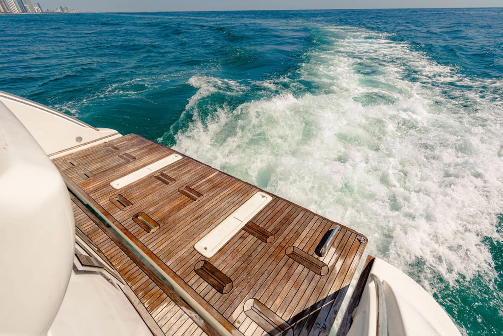 2015 Azimut 54 Flybridge - Photo 28