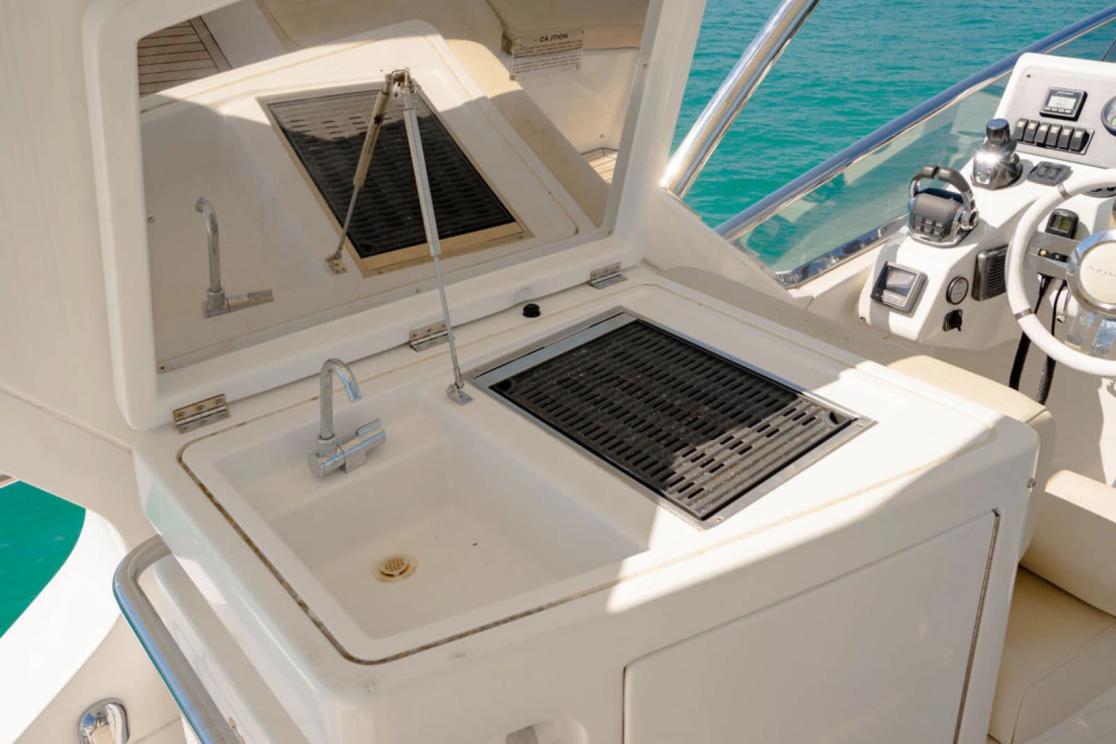 2015 Azimut 54 Flybridge - Photo 24