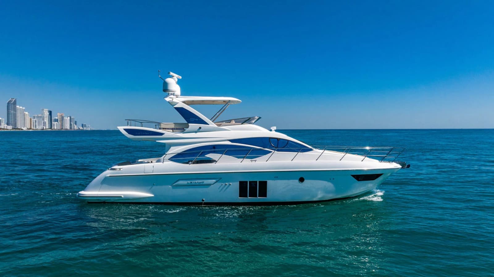 2015 Azimut 54 Flybridge - Photo 14