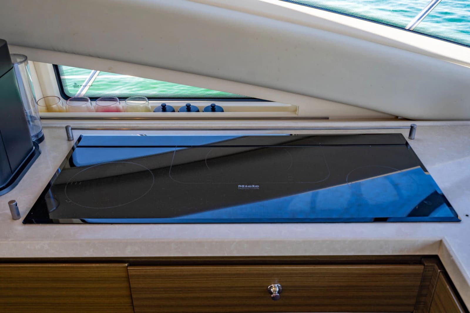 2015 Azimut 54 Flybridge - Photo 42