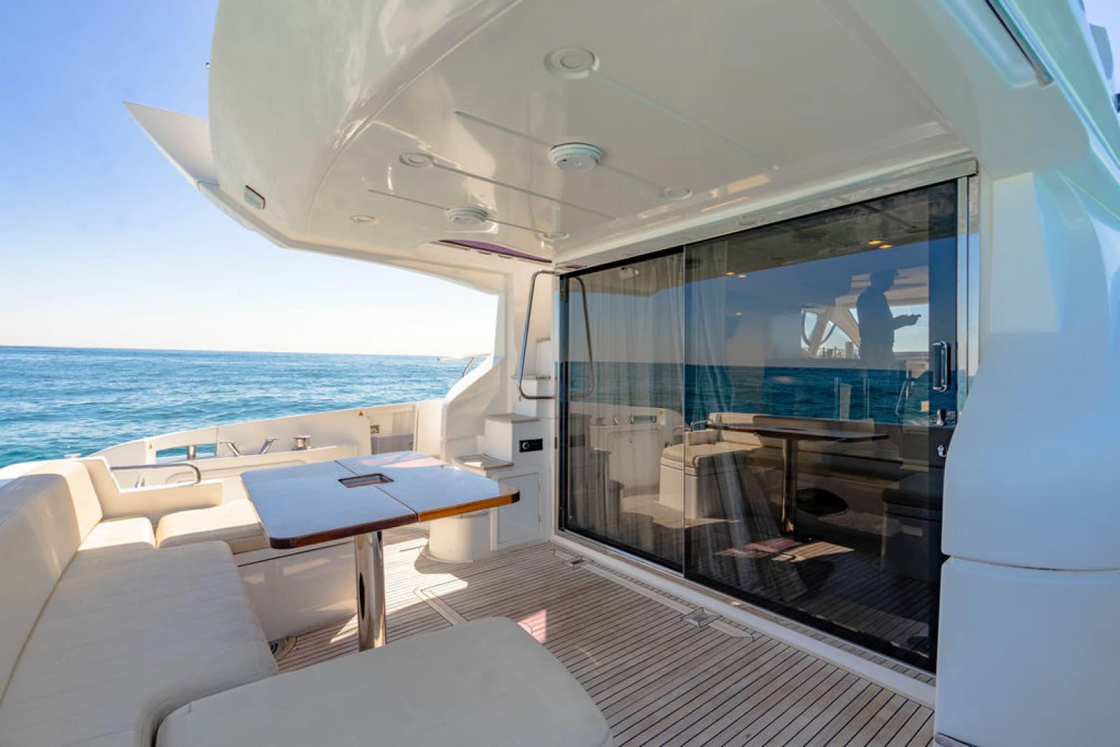 2015 Azimut 54 Flybridge - Photo 30
