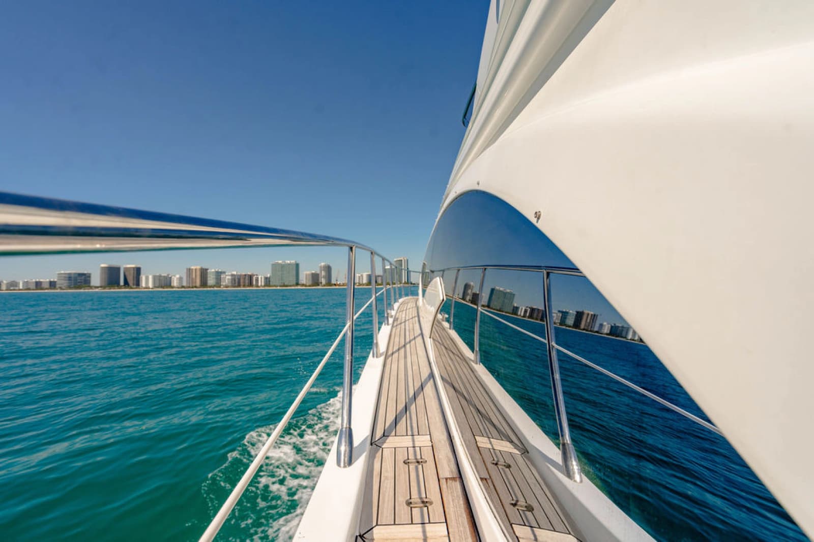 2015 Azimut 54 Flybridge - Photo 32