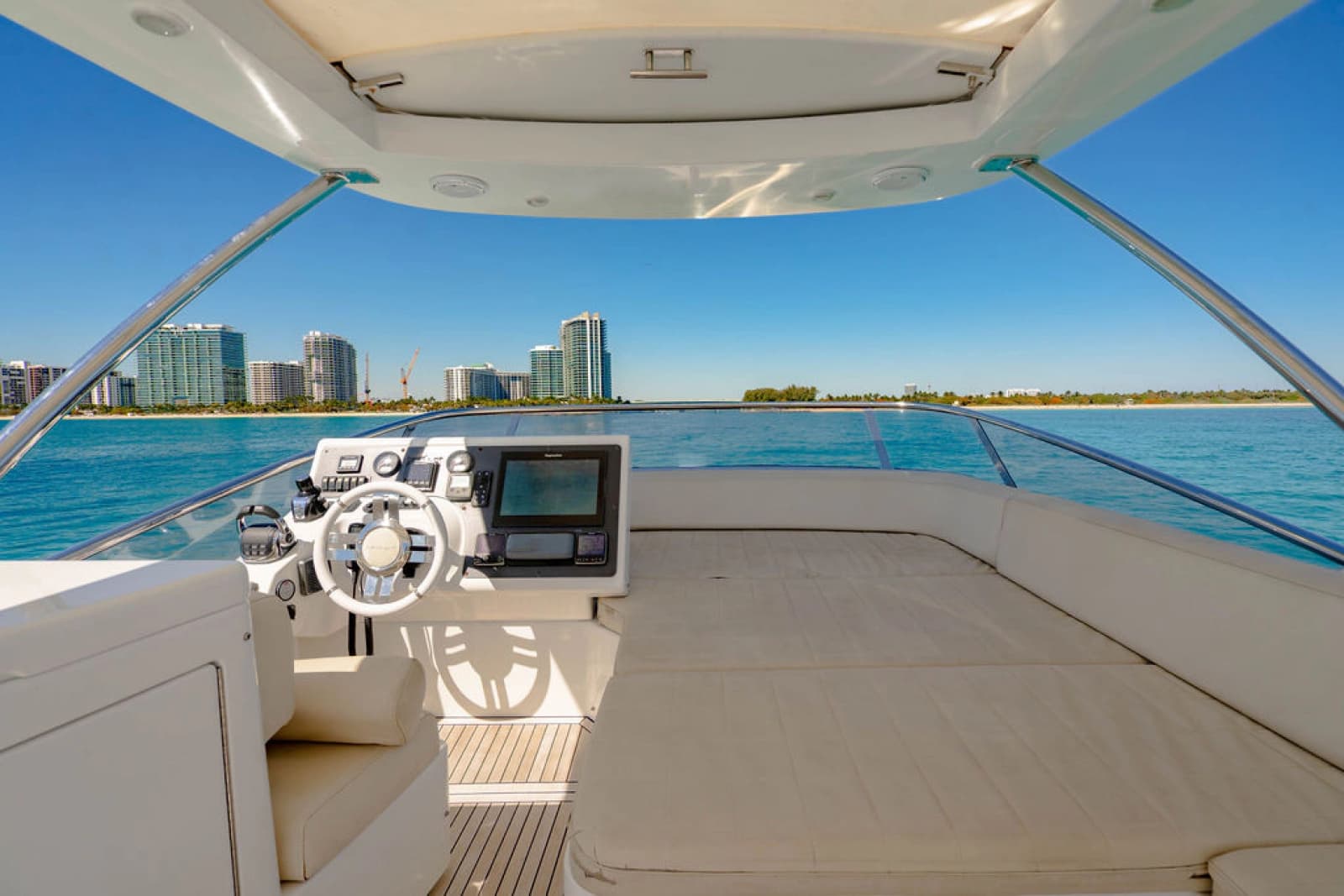 2015 Azimut 54 Flybridge - Photo 25