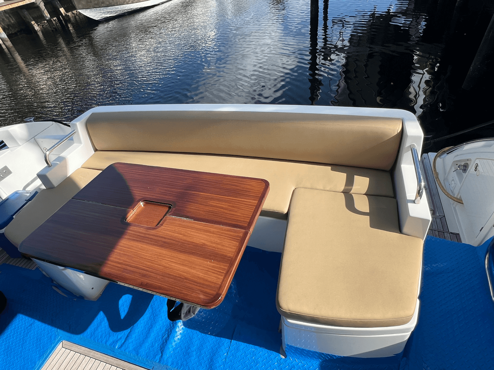 2015 Azimut 54 Flybridge - Photo 10